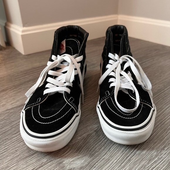 Sk8-Hi Vans - Picture 2 of 7